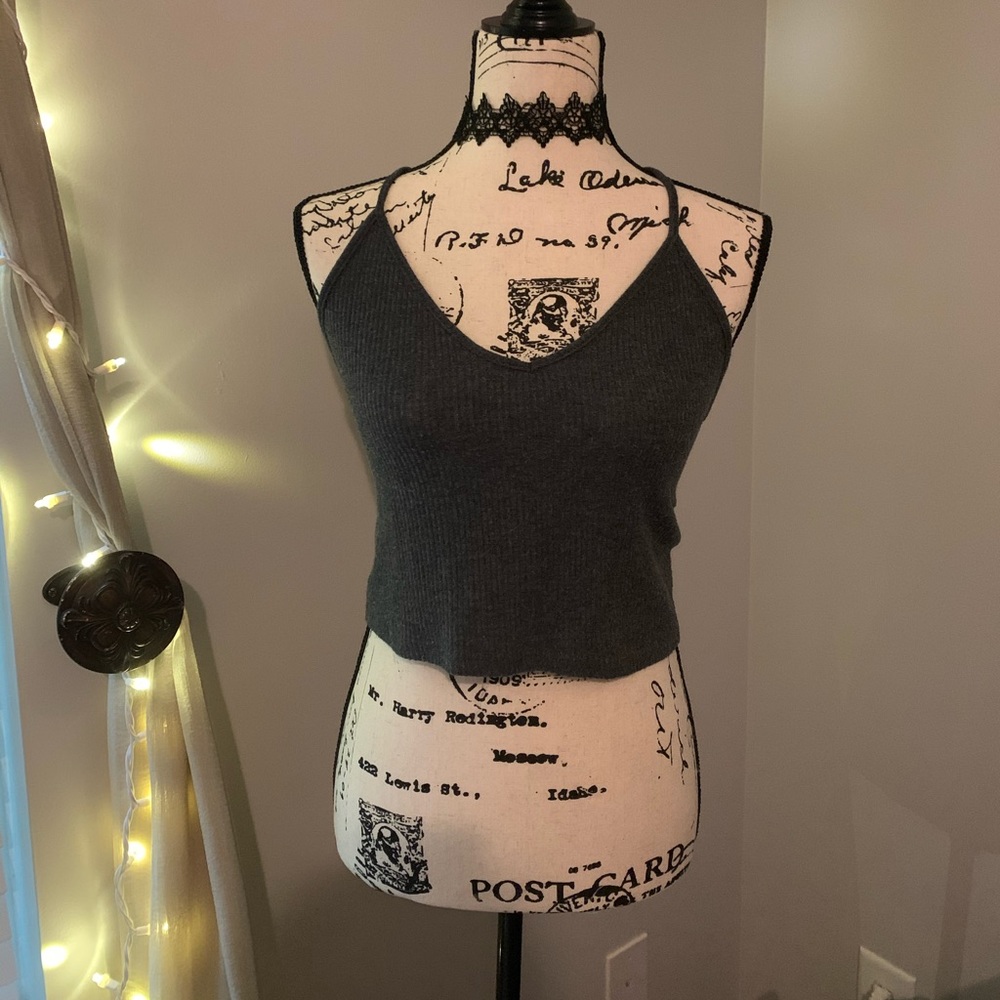 grey brandy melville crop top